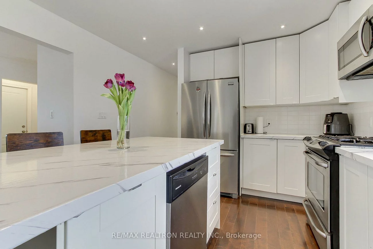 36, Farr, Sharon, East Gwillimbury