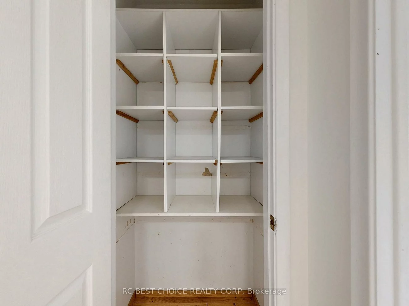 1377, old green, Rural East Gwillimbury, East Gwillimbury