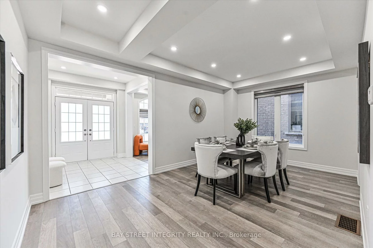 6, Red Rose, Holland Landing, East Gwillimbury