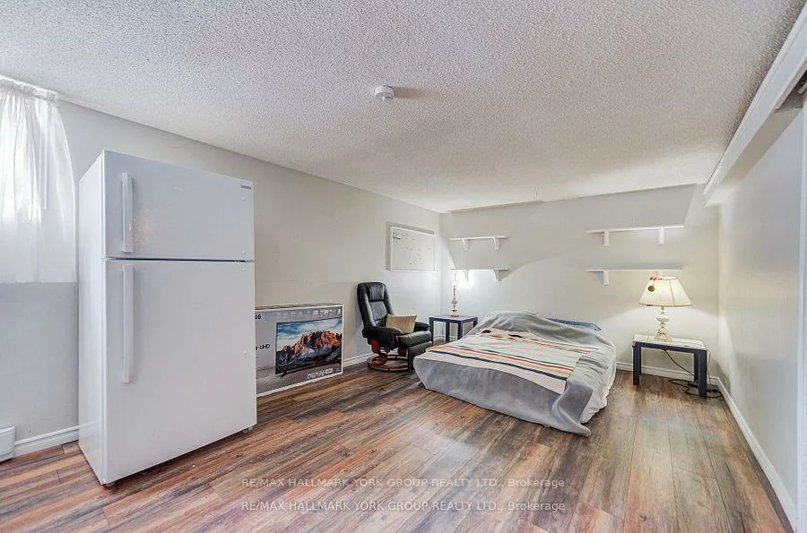 184, Olive, Holland Landing, East Gwillimbury