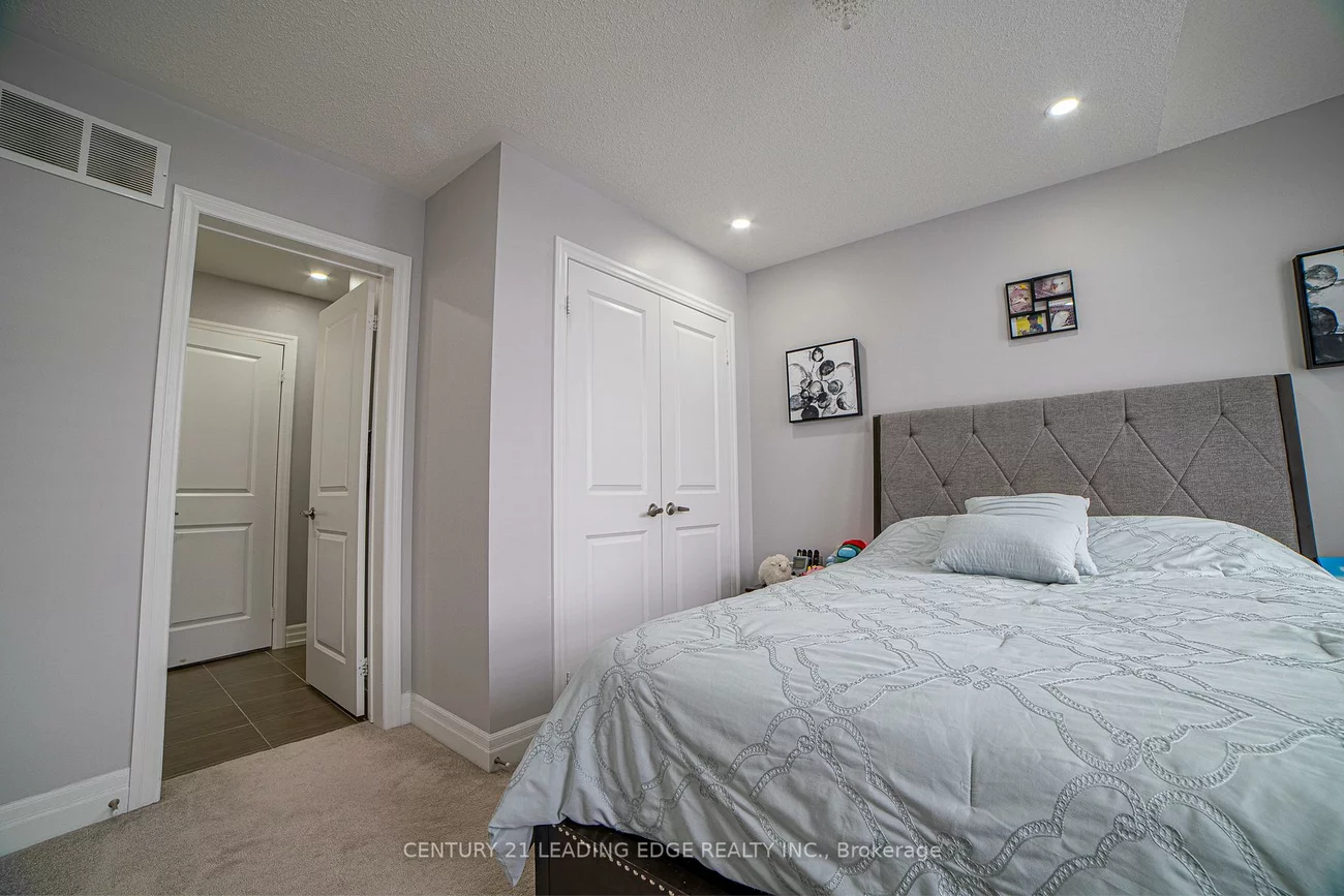 28, Prosperity, Holland Landing, East Gwillimbury