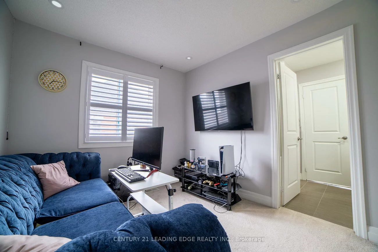 28, Prosperity, Holland Landing, East Gwillimbury