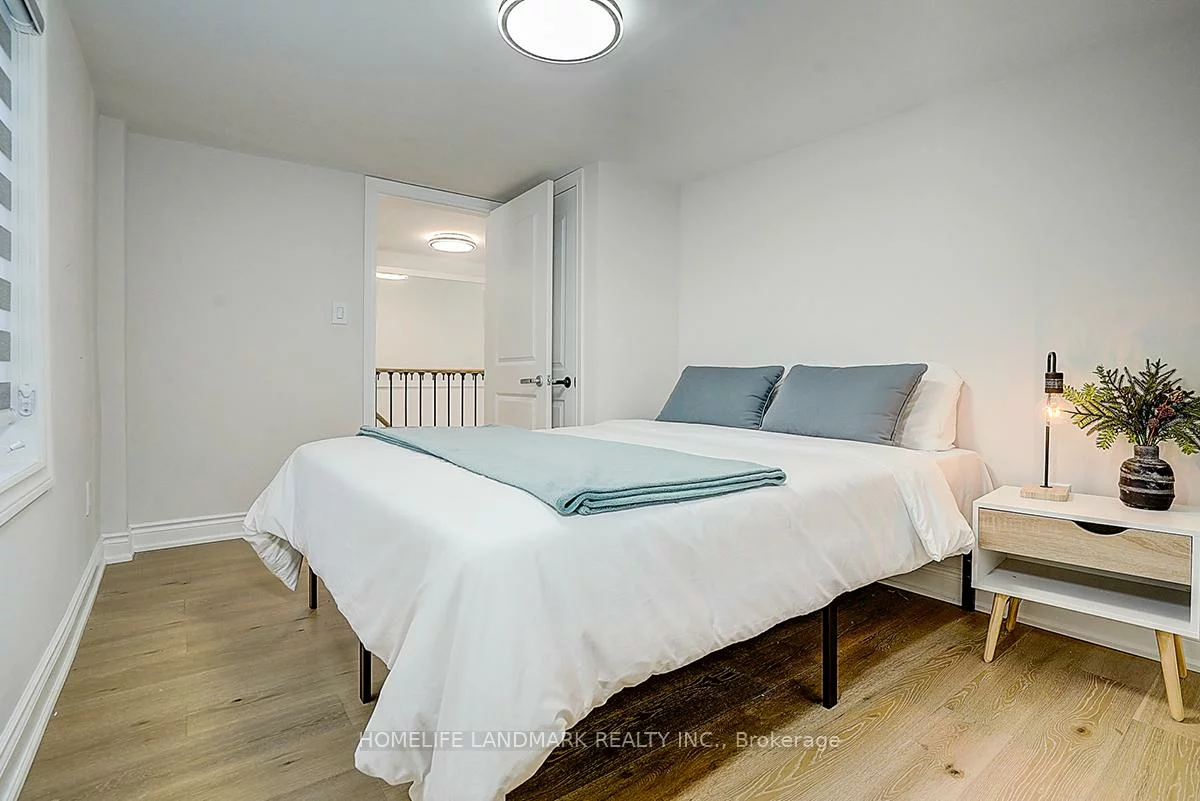 18846, Leslie, Sharon, East Gwillimbury