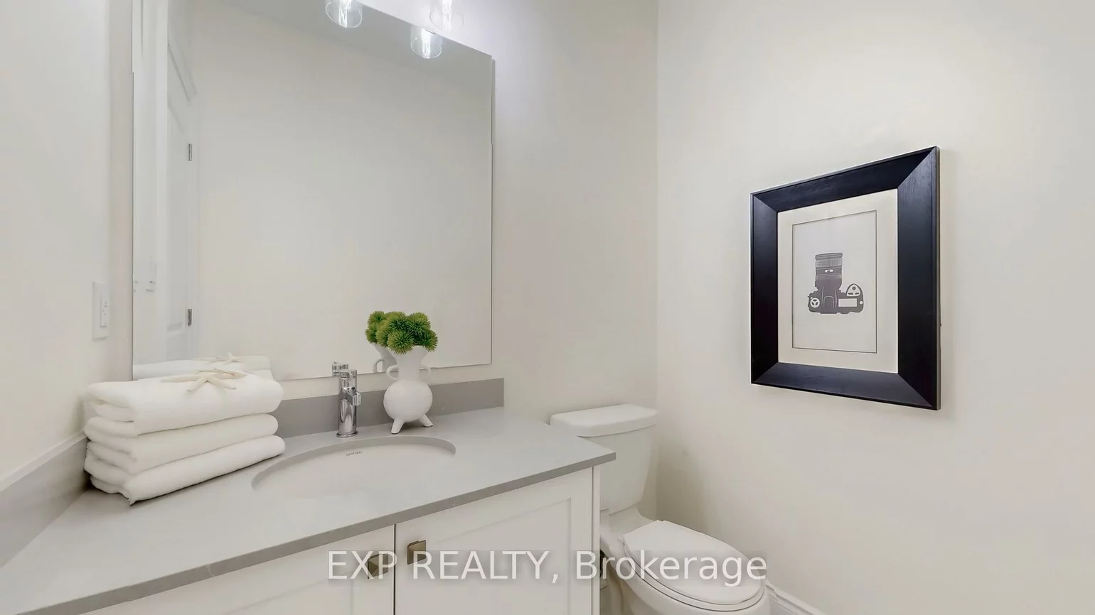 21, Fair Winds, Holland Landing, East Gwillimbury