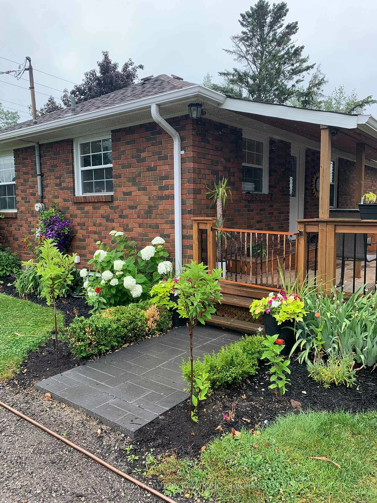 4881, Mount Albert, Mt Albert, East Gwillimbury