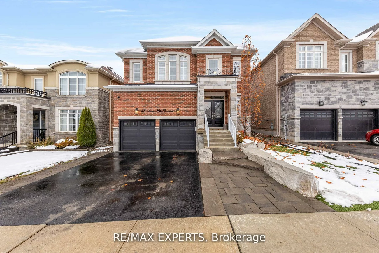 48, Manor Glen, Mt Albert, East Gwillimbury