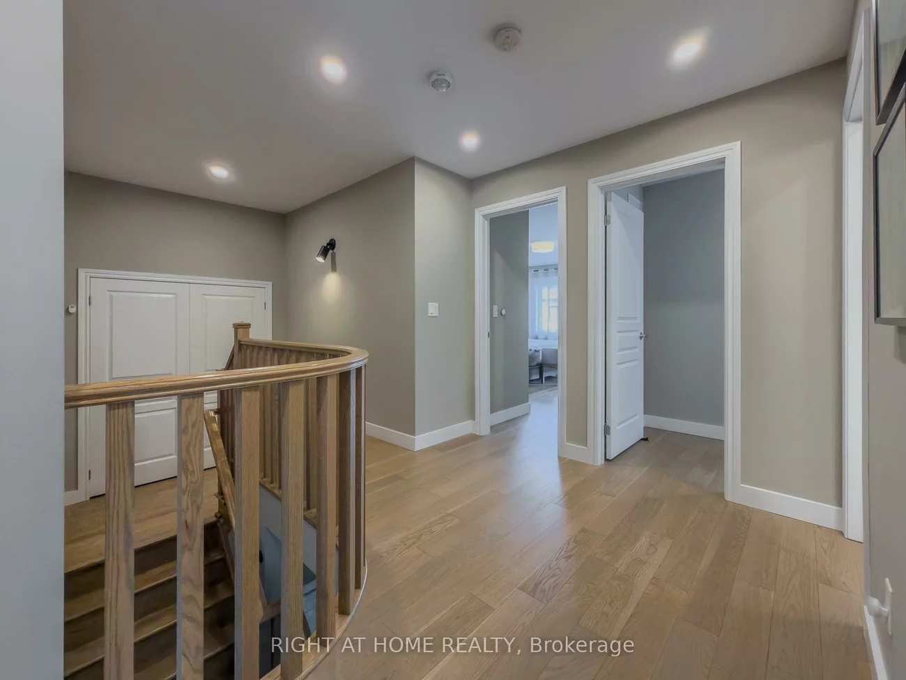 77, Leaden Hall, Queensville, East Gwillimbury