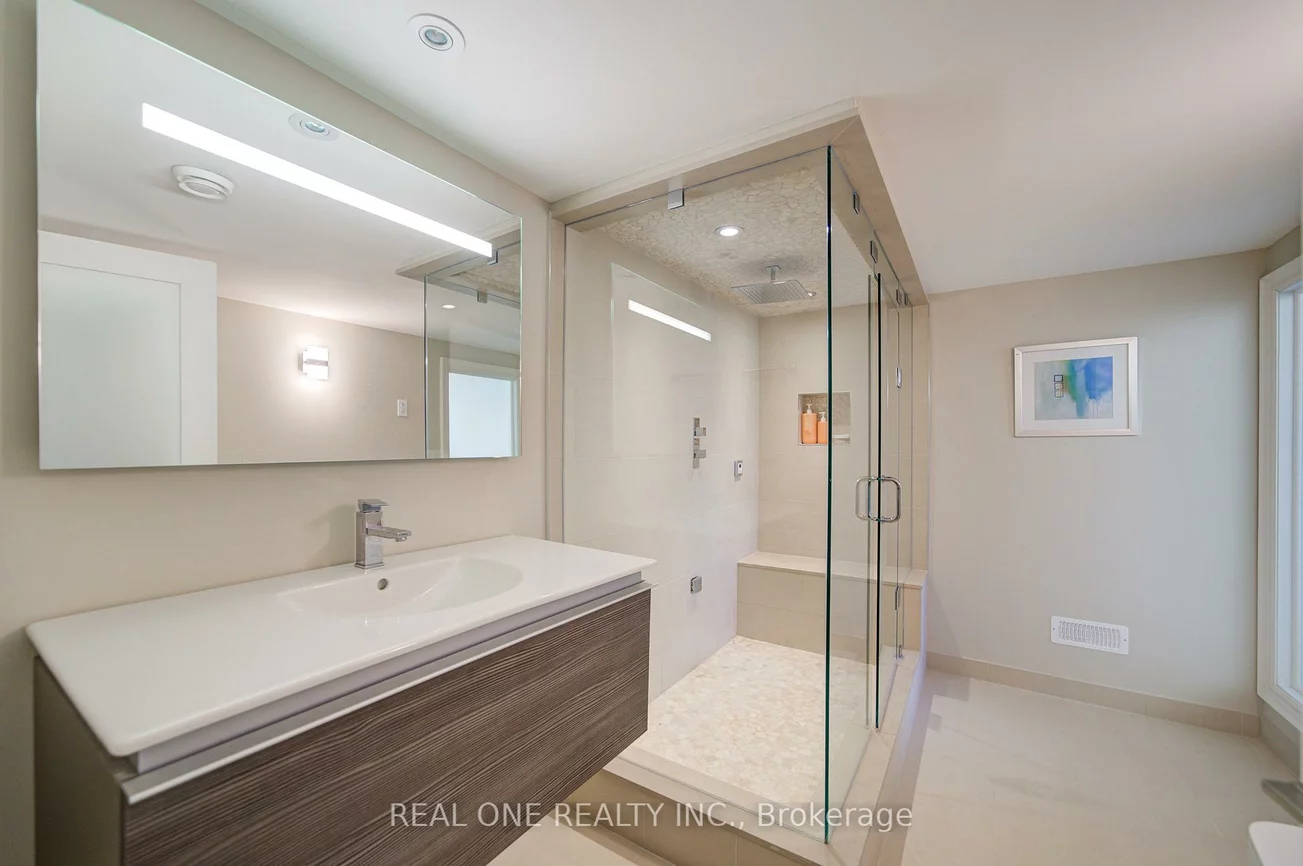 24, Maplehyrn, Sharon, East Gwillimbury