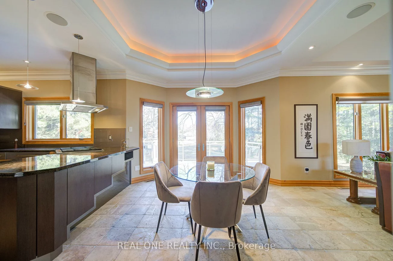 24, Maplehyrn, Sharon, East Gwillimbury