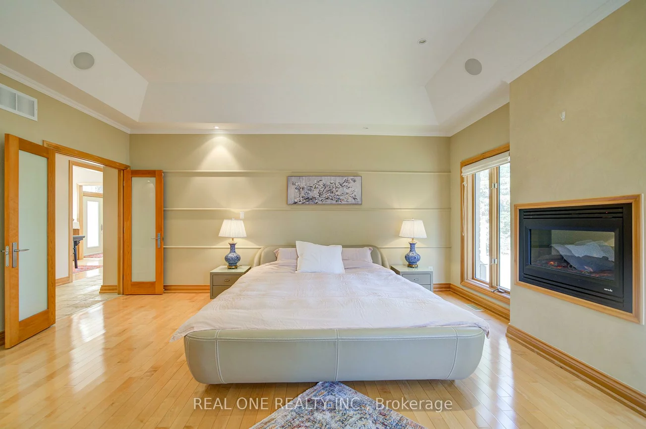 24, Maplehyrn, Sharon, East Gwillimbury