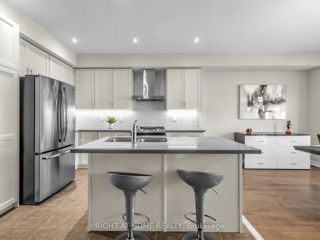 5, Zenyatta, Holland Landing, East Gwillimbury