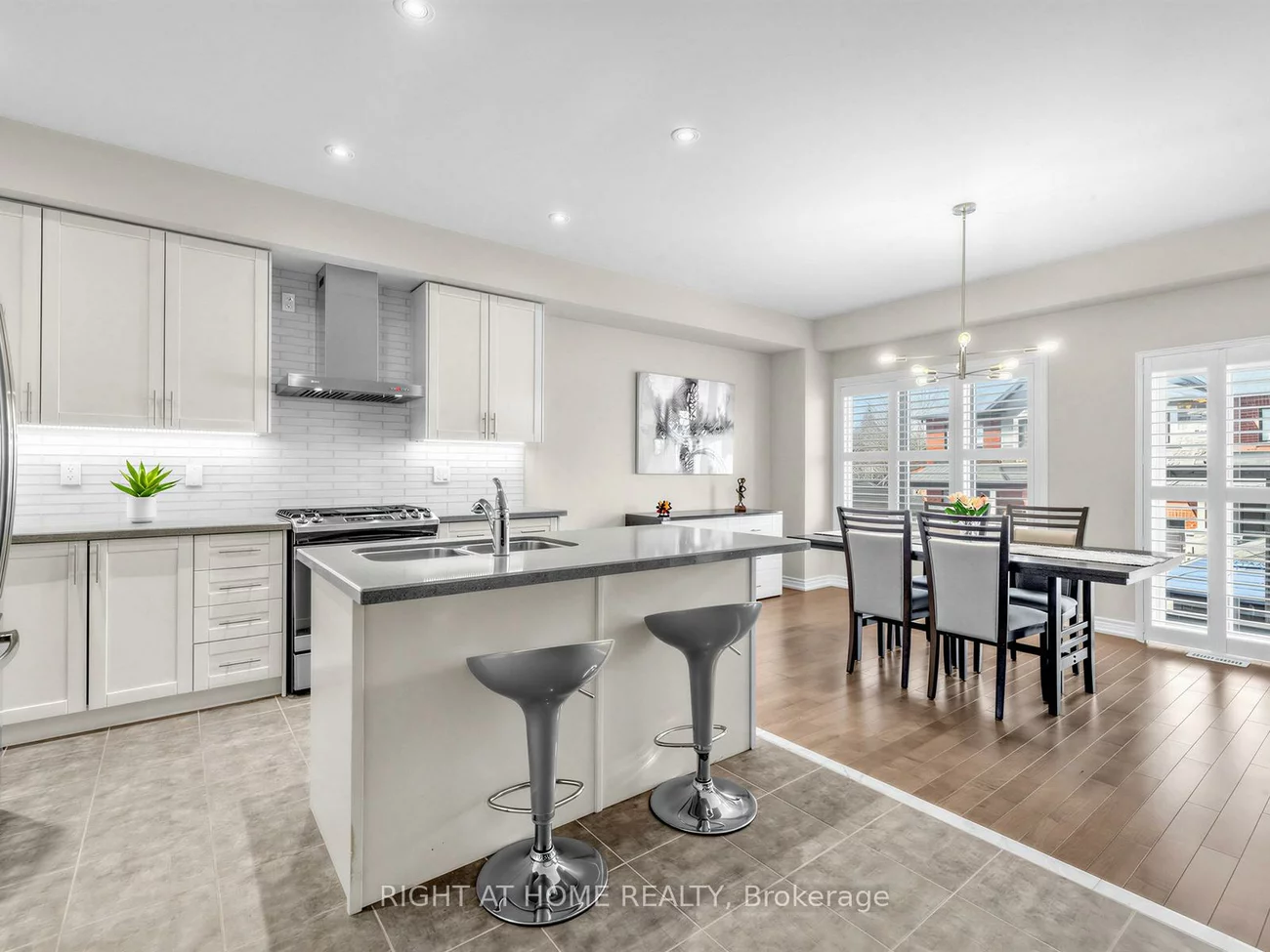 5, Zenyatta, Holland Landing, East Gwillimbury