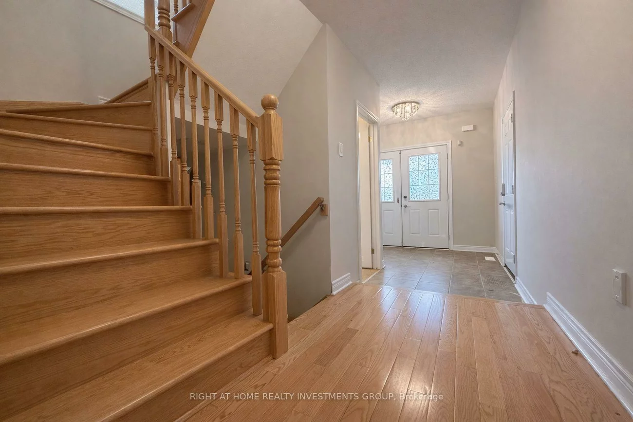 3, Herefordshire, Rural East Gwillimbury, East Gwillimbury