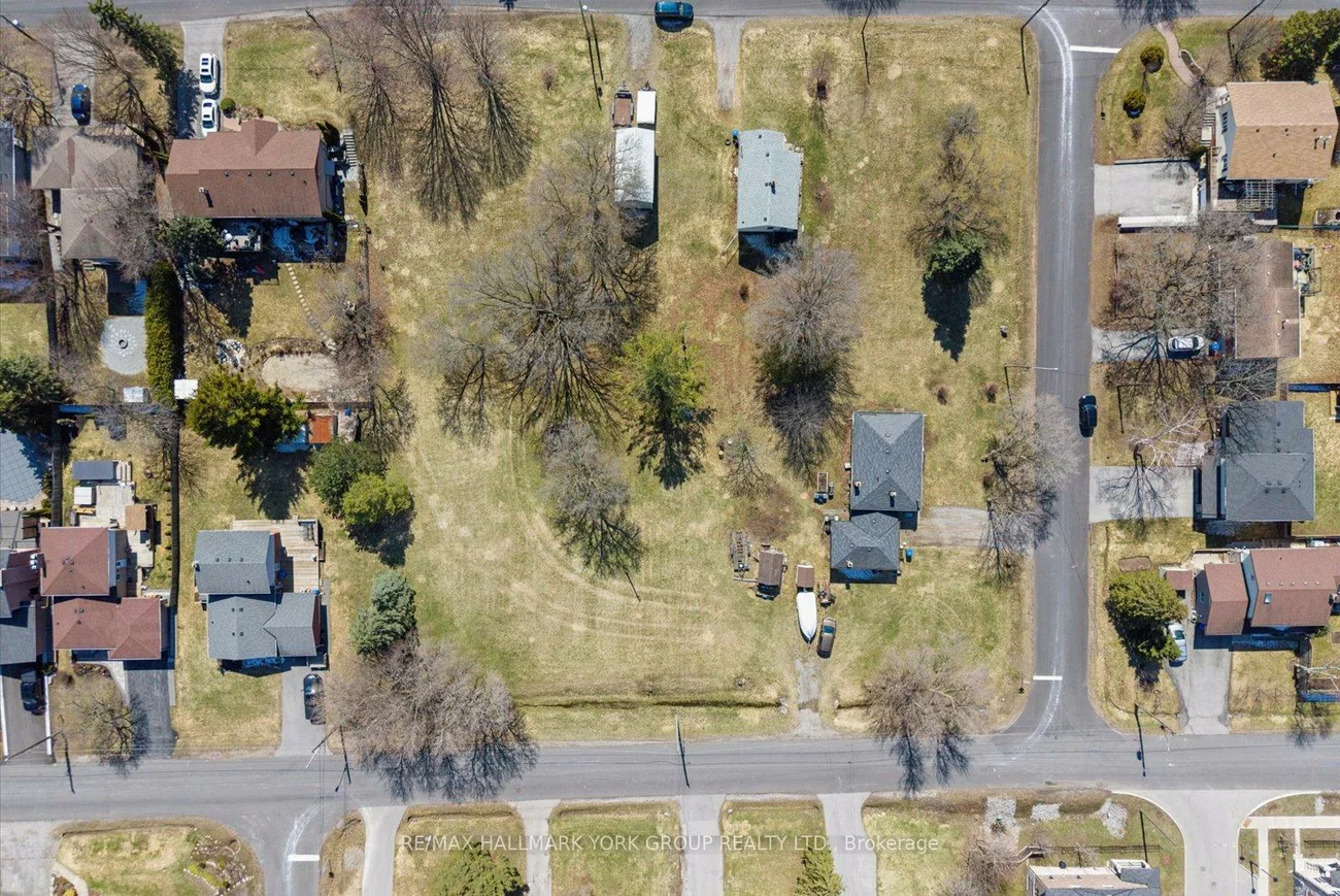 211, East, Holland Landing, East Gwillimbury