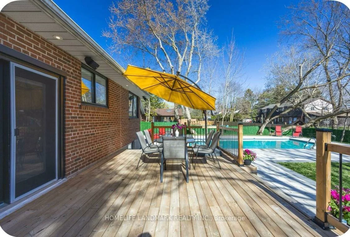 1739, Mount Albert, Sharon, East Gwillimbury