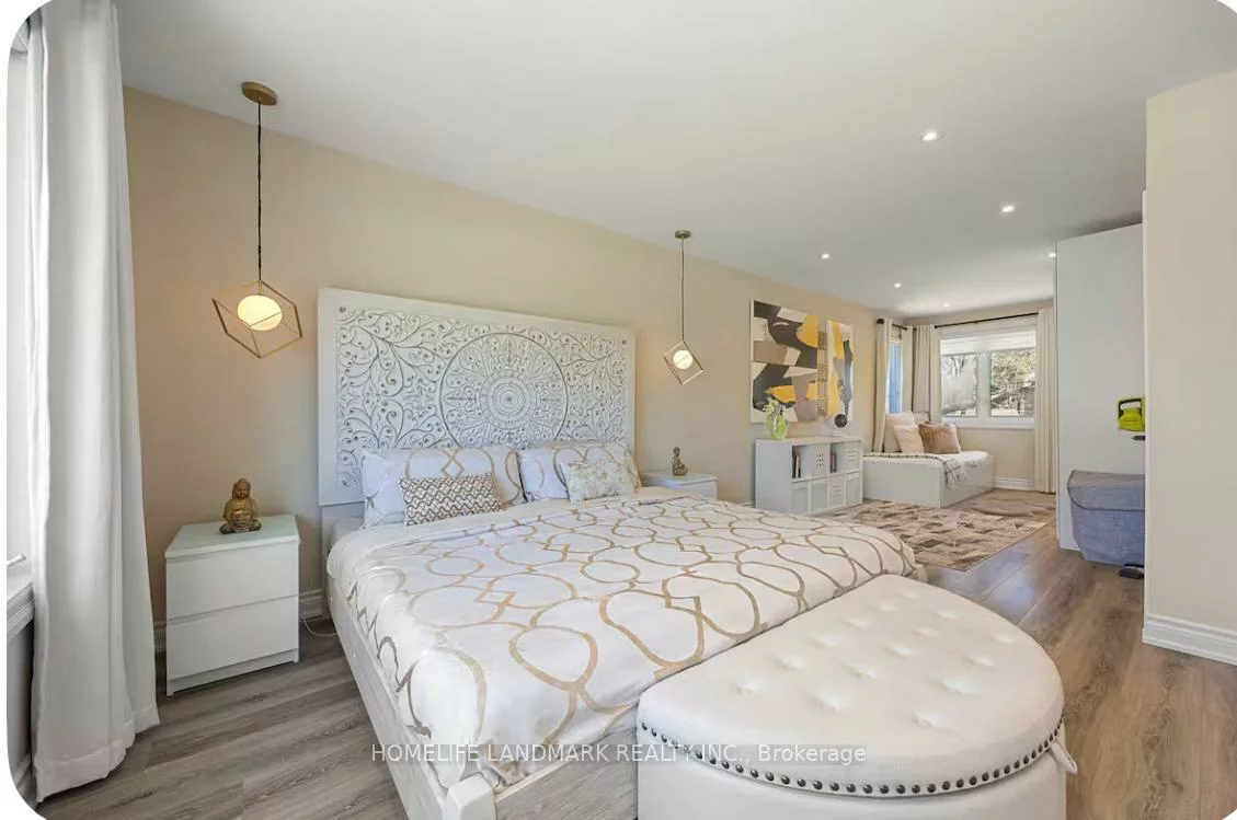 1739, Mount Albert, Sharon, East Gwillimbury