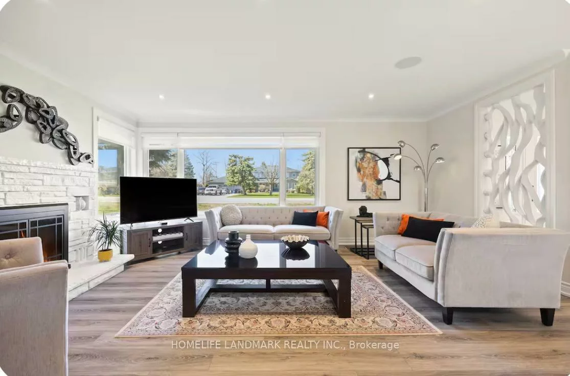 1739, Mount Albert, Sharon, East Gwillimbury