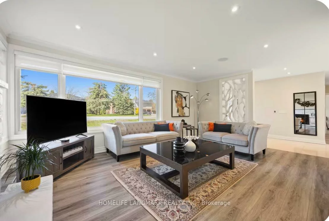 1739, Mount Albert, Sharon, East Gwillimbury