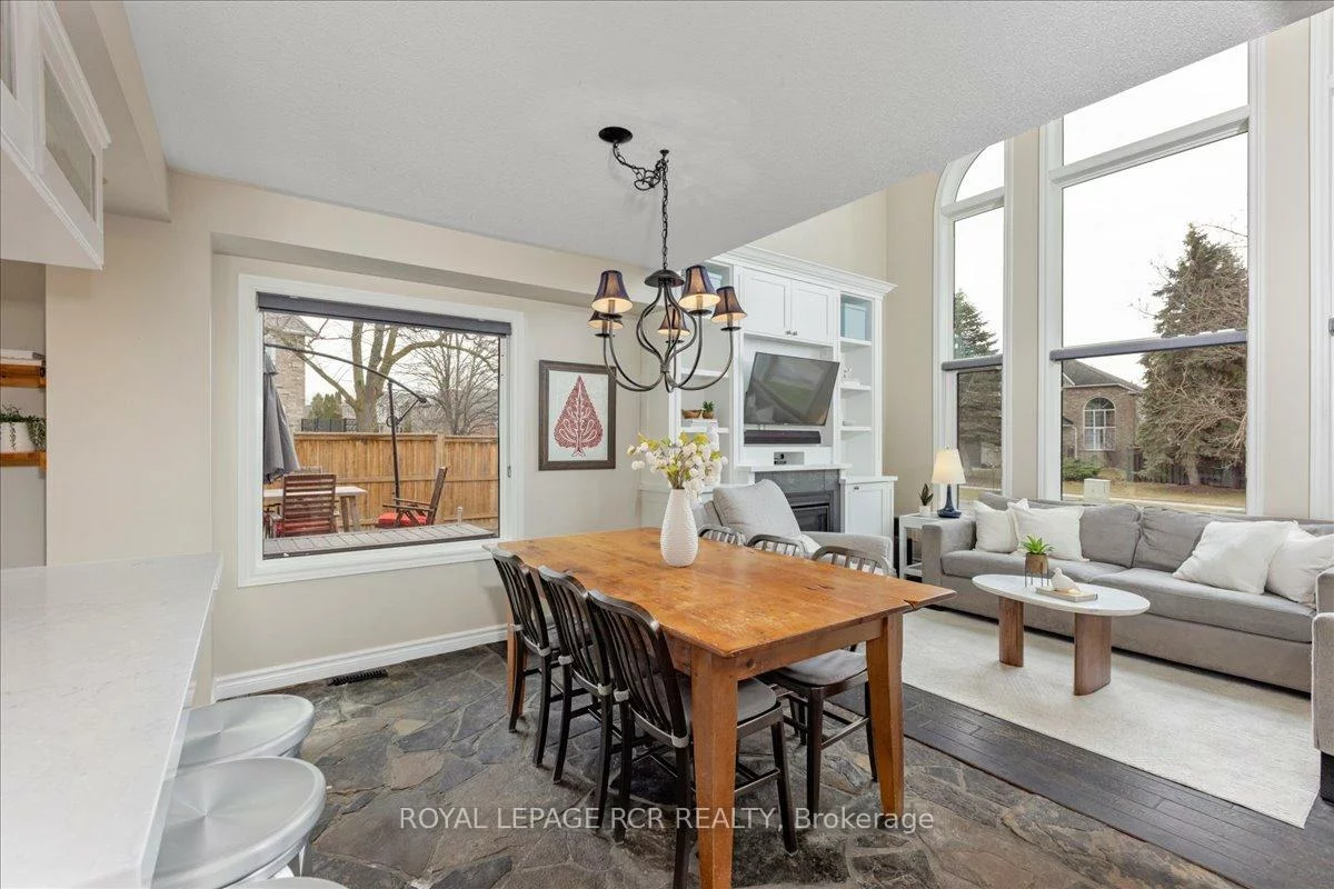 2, Royal Amber, Mt Albert, East Gwillimbury