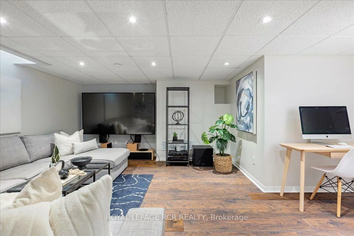 2, Royal Amber, Mt Albert, East Gwillimbury