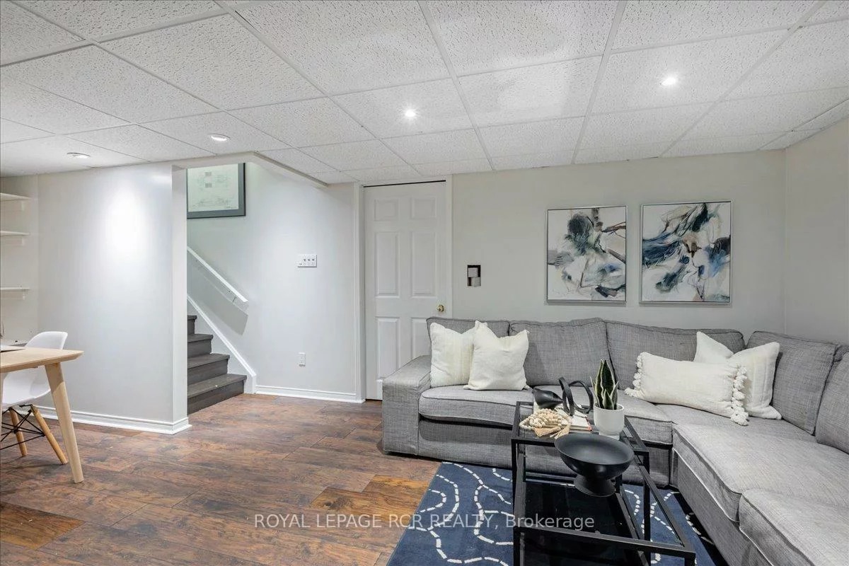 2, Royal Amber, Mt Albert, East Gwillimbury