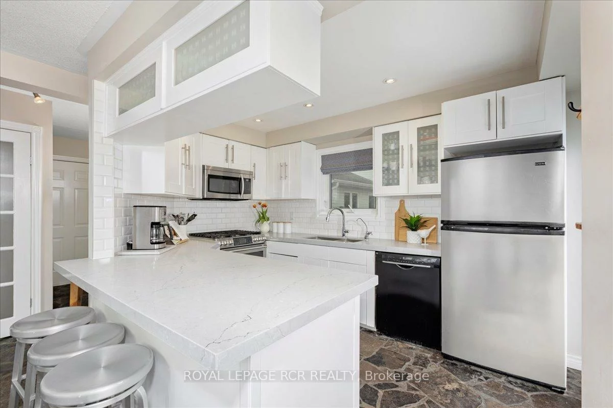 2, Royal Amber, Mt Albert, East Gwillimbury