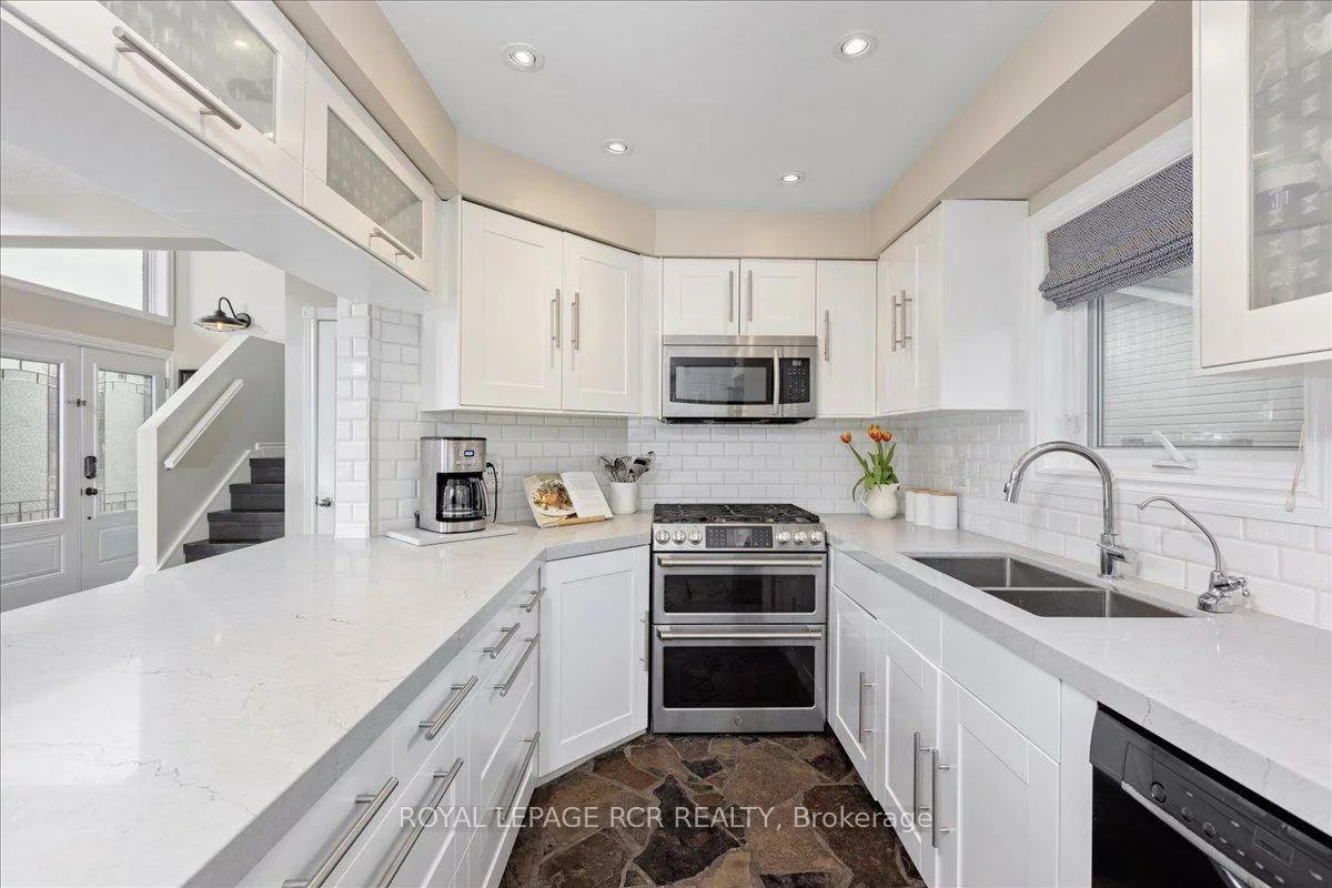 2, Royal Amber, Mt Albert, East Gwillimbury