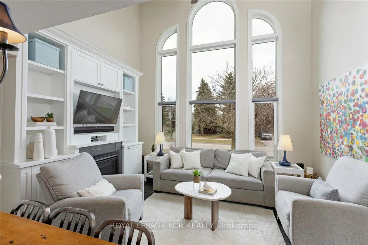 2, Royal Amber, Mt Albert, East Gwillimbury