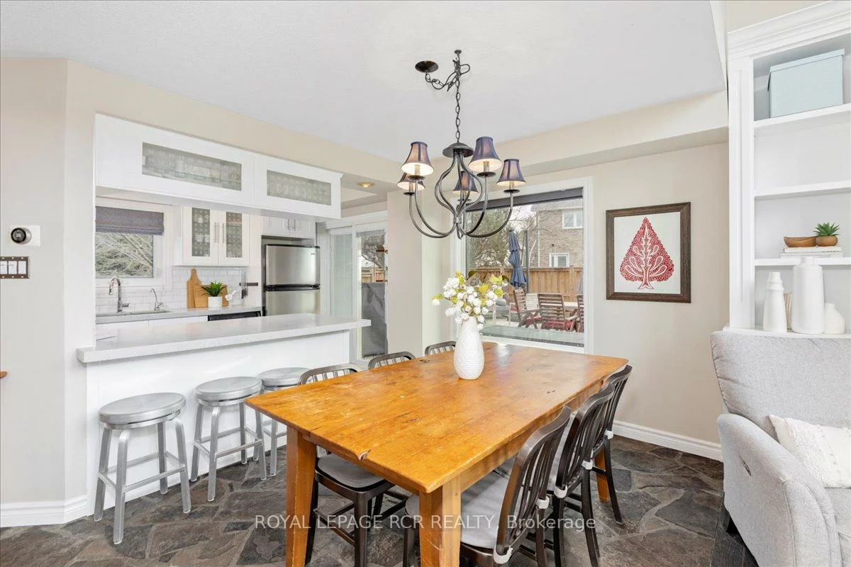 2, Royal Amber, Mt Albert, East Gwillimbury