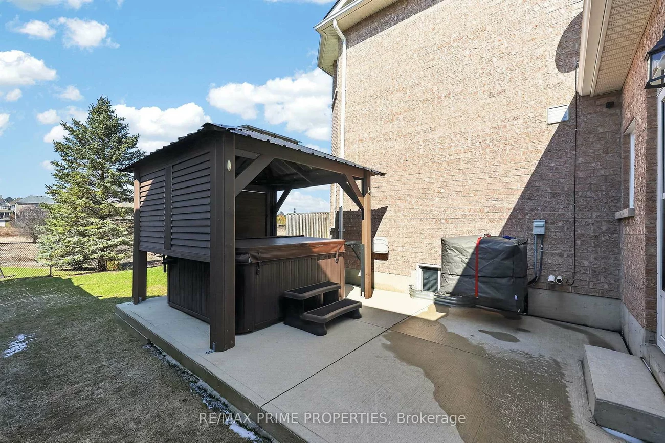 472, King, Mt Albert, East Gwillimbury