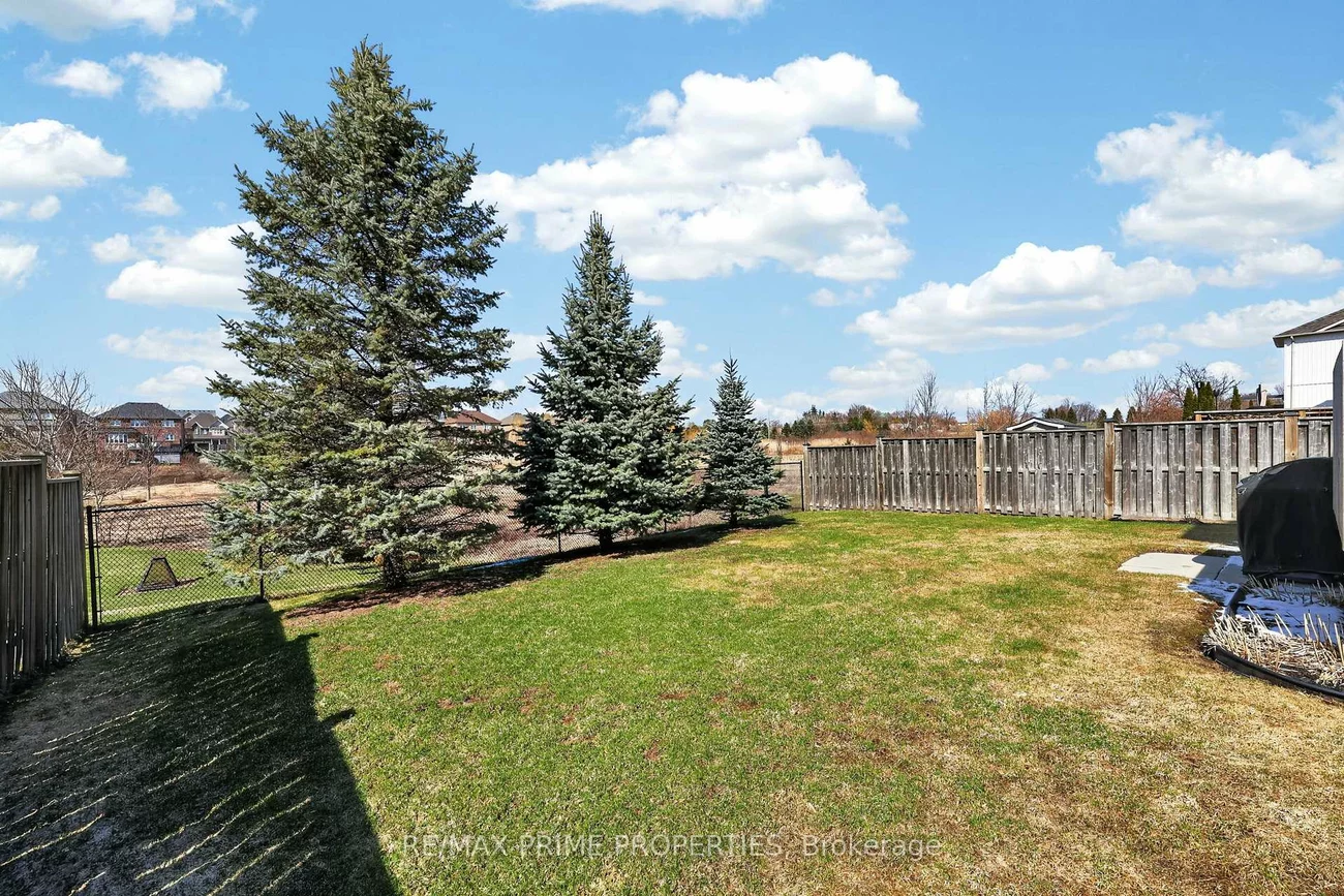 472, King, Mt Albert, East Gwillimbury