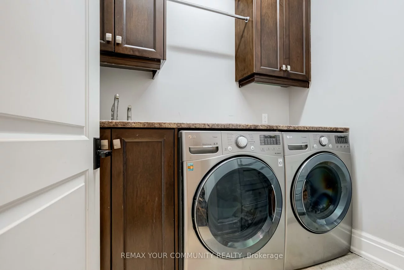 20111, Bathurst, Holland Landing, East Gwillimbury