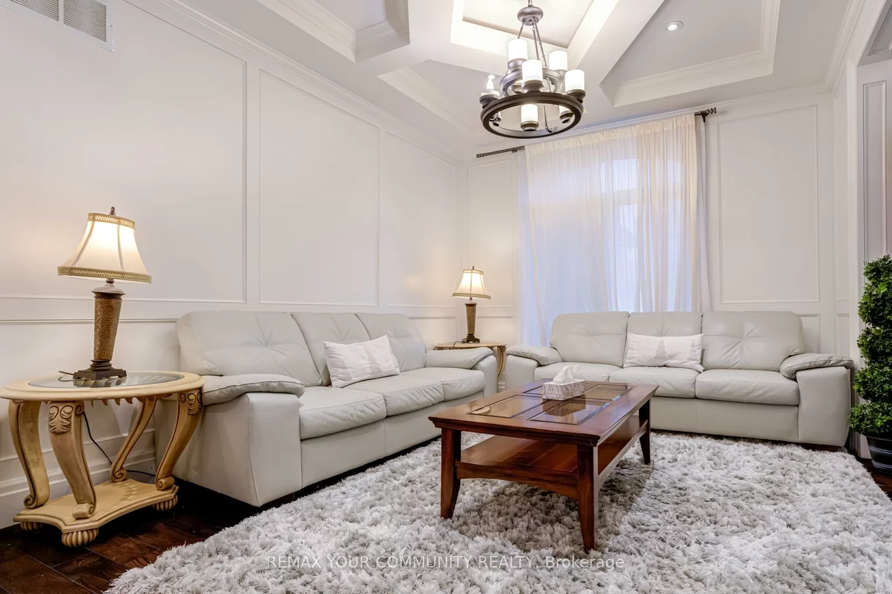 20111, Bathurst, Holland Landing, East Gwillimbury