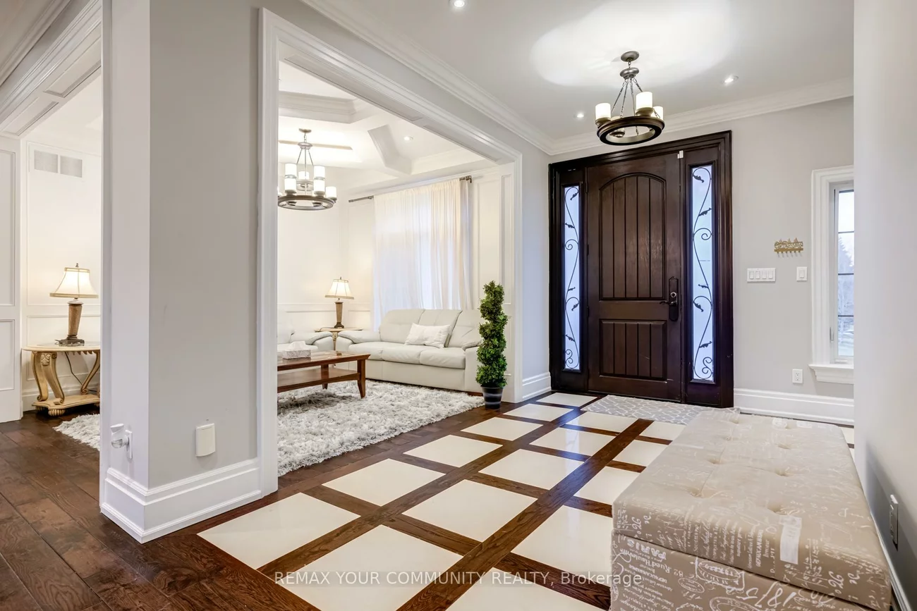 20111, Bathurst, Holland Landing, East Gwillimbury