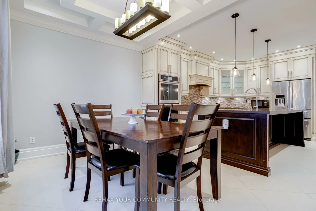 20111, Bathurst, Holland Landing, East Gwillimbury