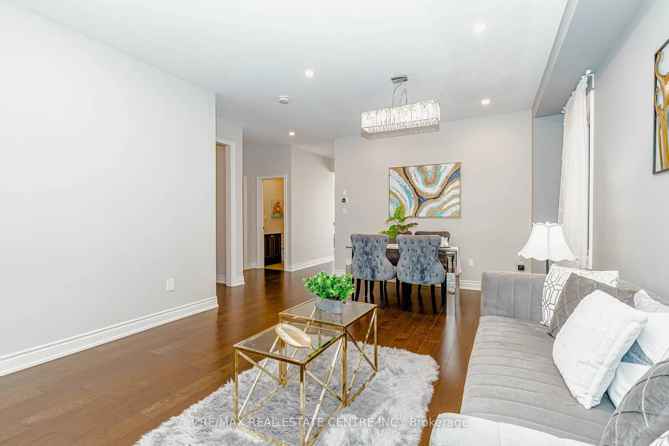 45, Carondale, Sharon, East Gwillimbury
