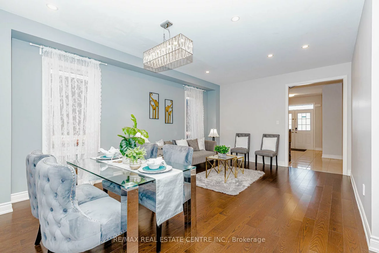 45, Carondale, Sharon, East Gwillimbury