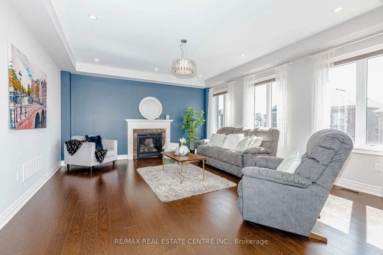 45, Carondale, Sharon, East Gwillimbury