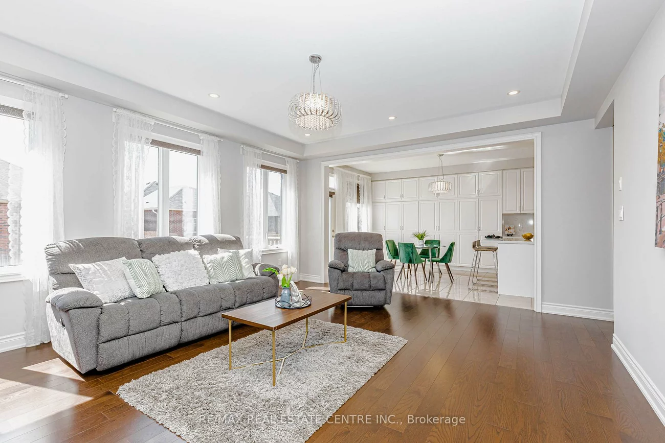 45, Carondale, Sharon, East Gwillimbury