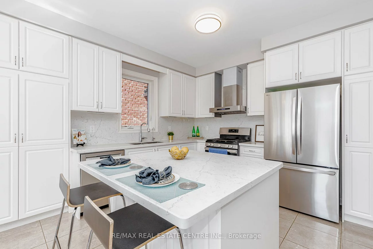 45, Carondale, Sharon, East Gwillimbury
