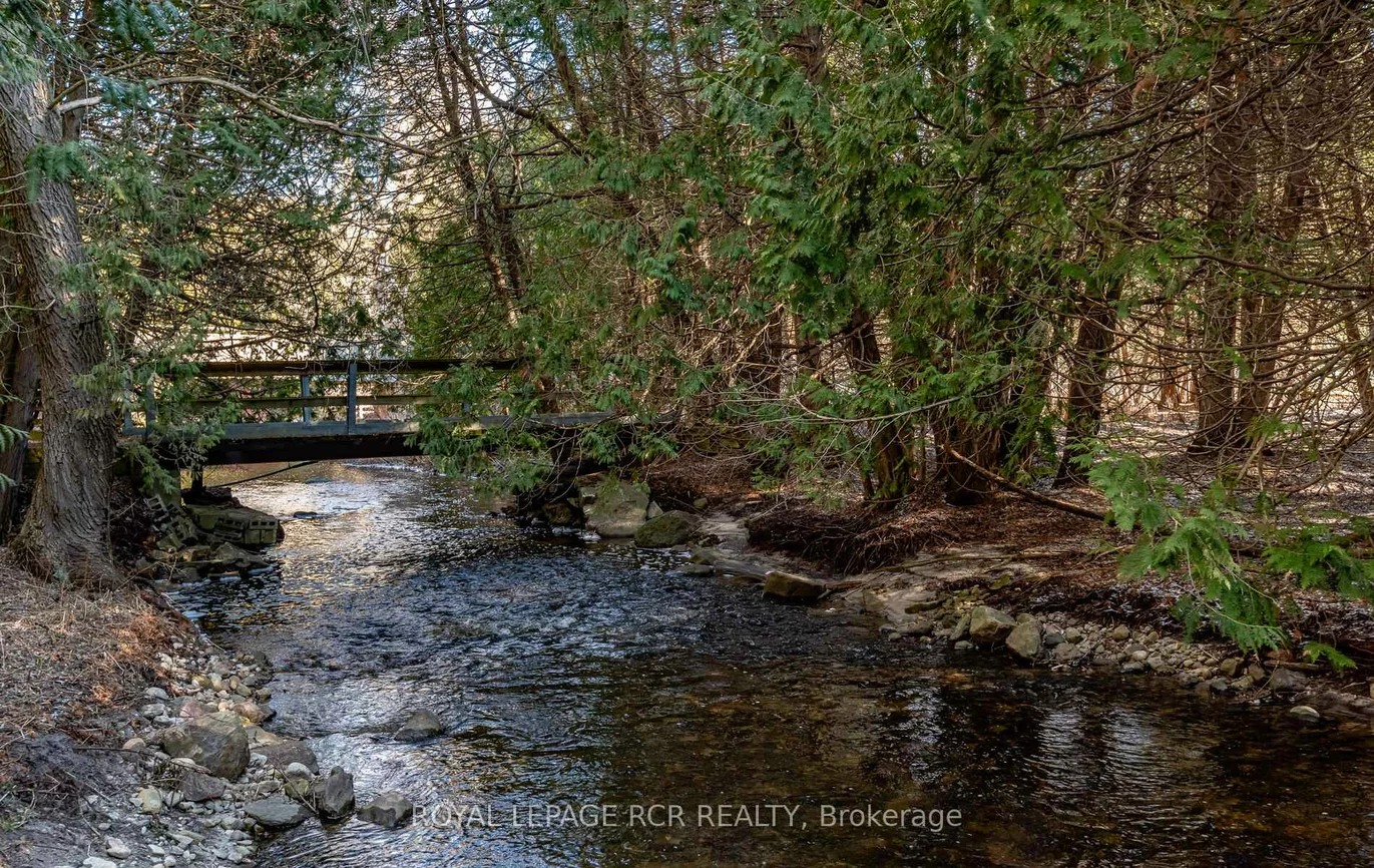 2653, Herald, Rural East Gwillimbury, East Gwillimbury