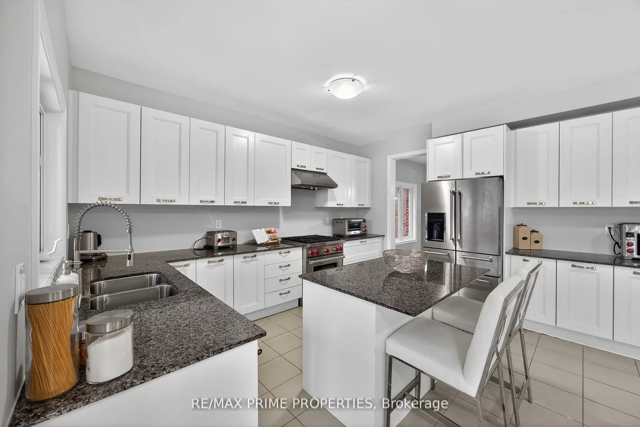 72, Ridge Gate, Mt Albert, East Gwillimbury