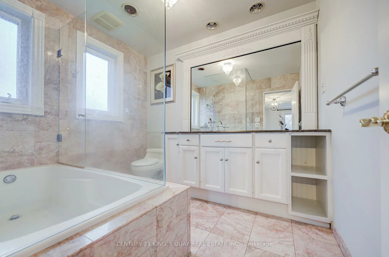 11, George, Sharon, East Gwillimbury