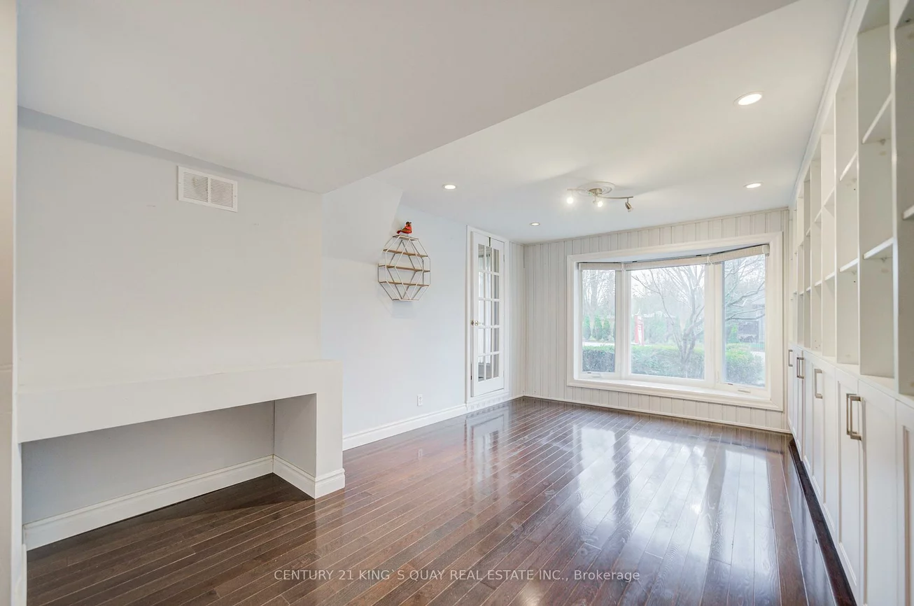 11, George, Sharon, East Gwillimbury