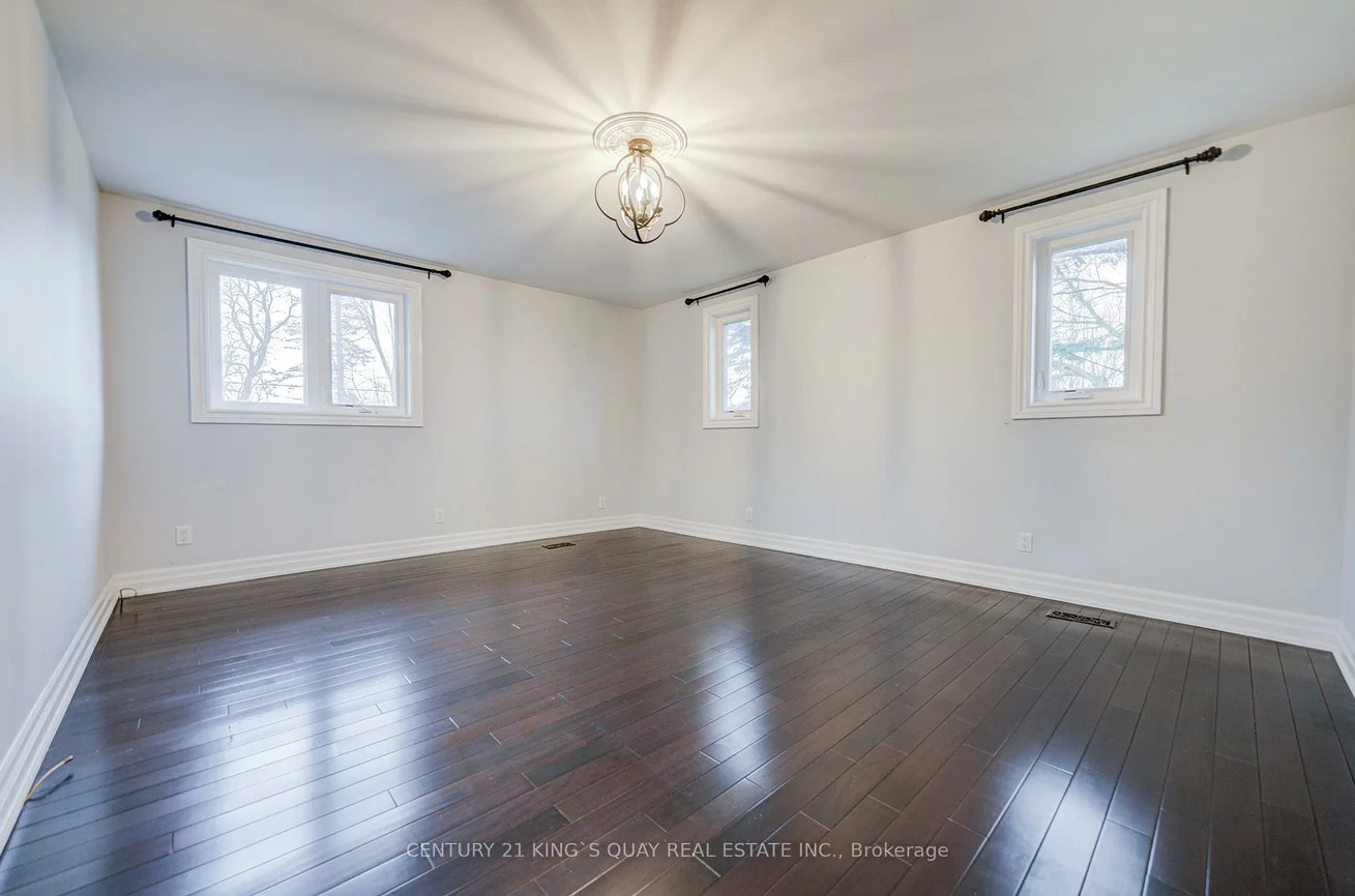 11, George, Sharon, East Gwillimbury