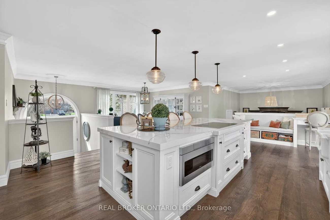 14, Tall Pines, Holland Landing, East Gwillimbury