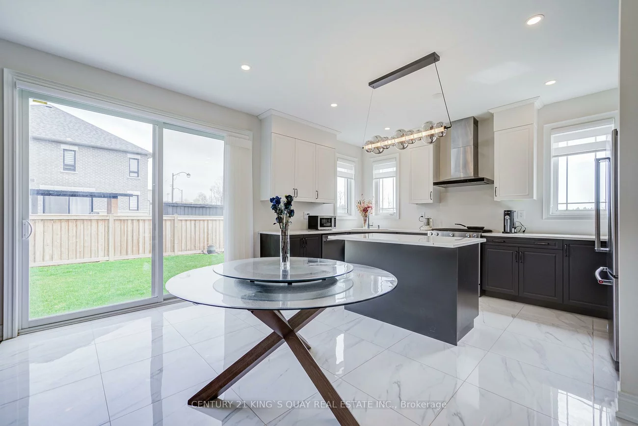 376, Seaview, Queensville, East Gwillimbury