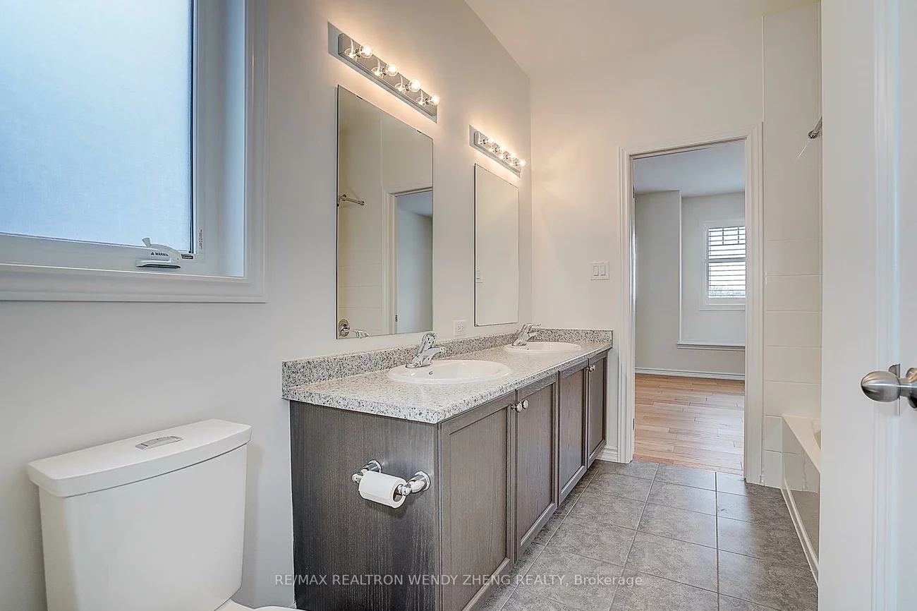 21, Charles White, Sharon, East Gwillimbury