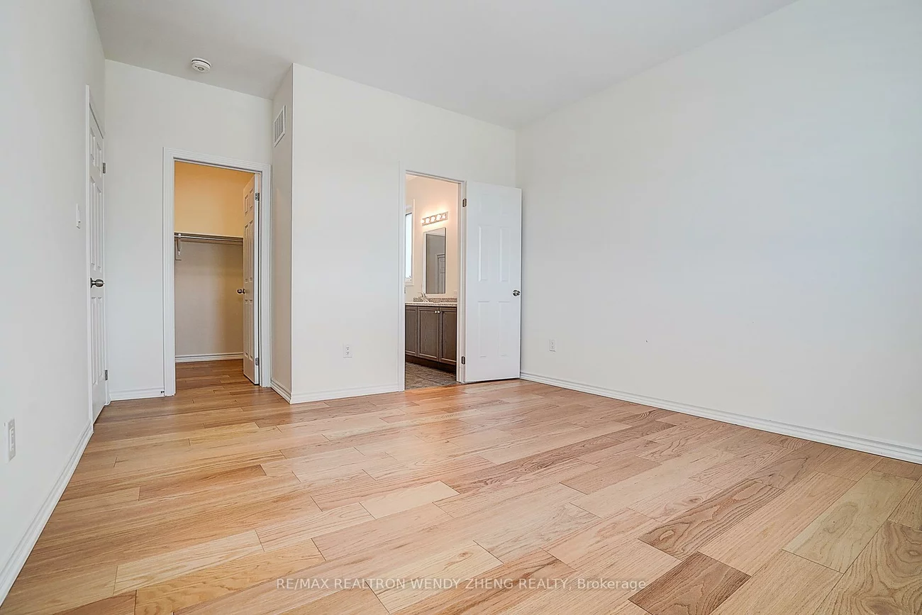 21, Charles White, Sharon, East Gwillimbury