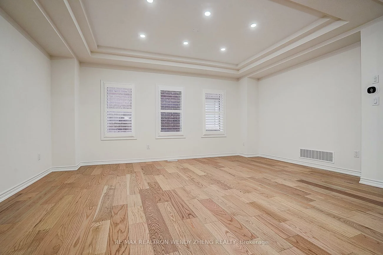 21, Charles White, Sharon, East Gwillimbury